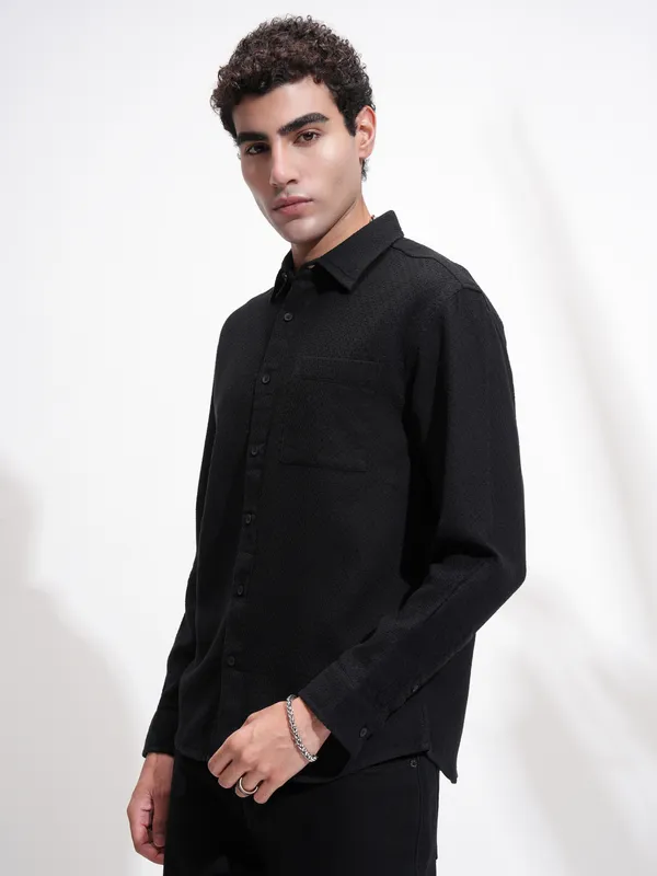 Highlander Men Black Self Design Relaxed Fit Casual Shirt
