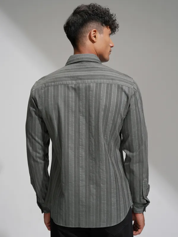 Highlander Men Grey Slim Fit Striped Casual Shirt
