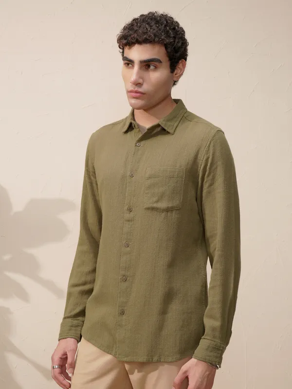 Highlander Men Olive Self Design Slim Fit Casual Shirt