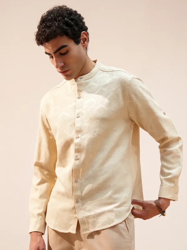 Highlander Men Beige Self Design Relaxed Fit Casual Shirt