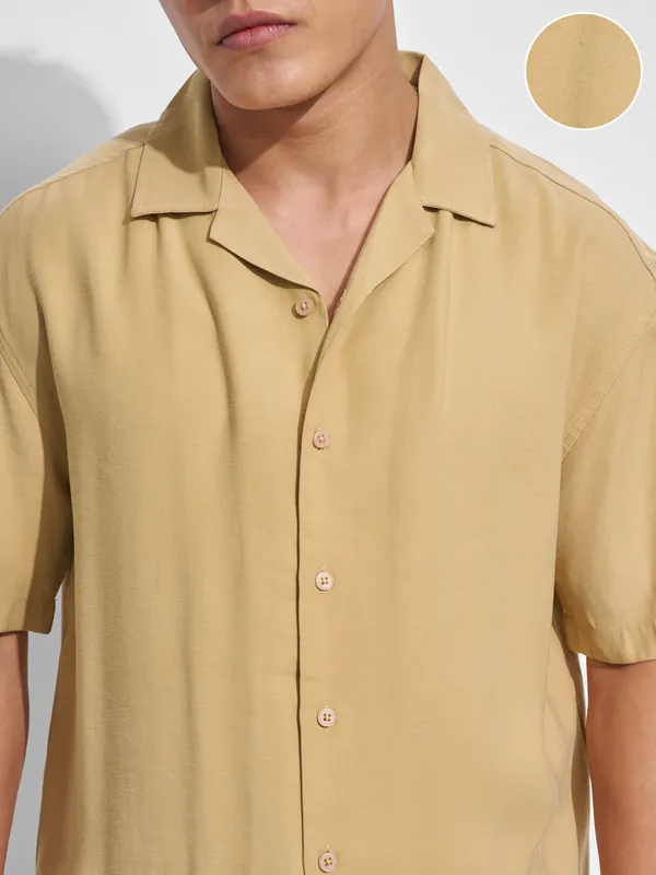 Highlander Men Mustard Solid Relaxed Fit Casual Shirt