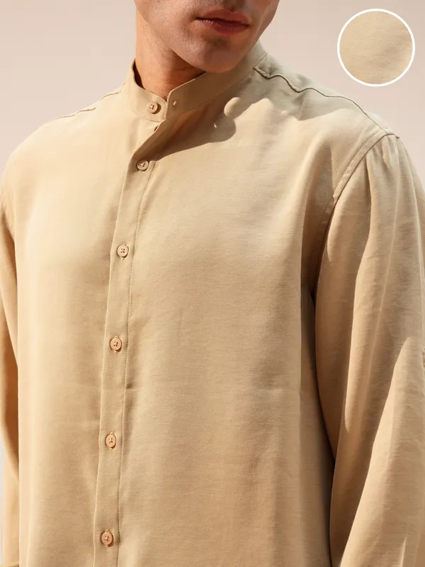 Highlander Men Khaki Self Design Relaxed Fit Casual Shirt