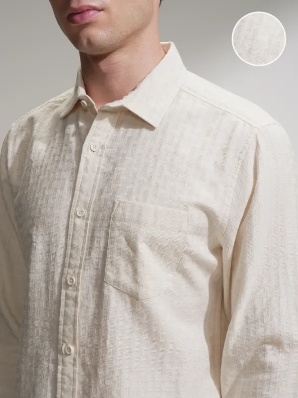 Highlander Men Off White Self Design Slim Fit Casual Shirt