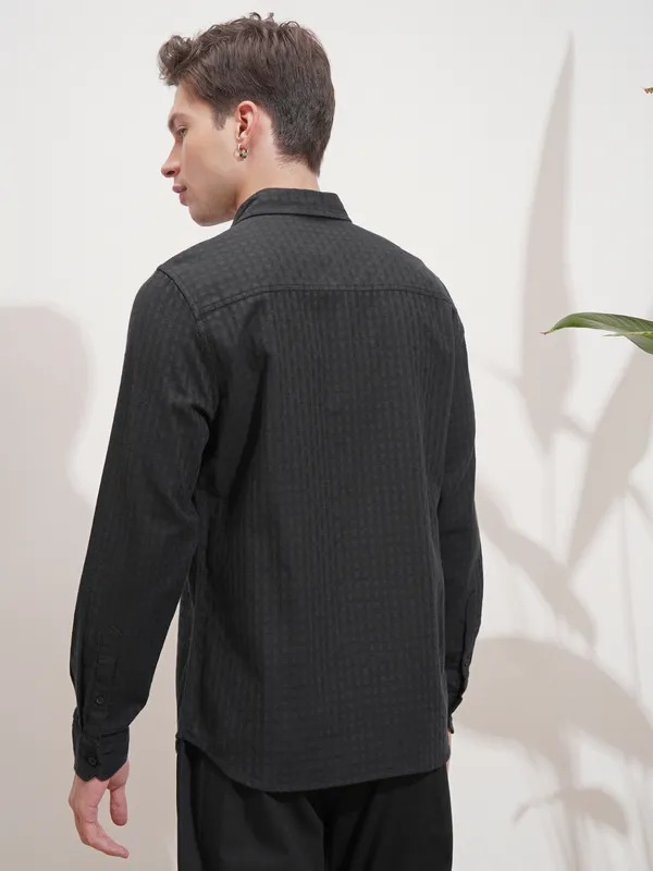 Highlander Men Black Striped Slim Fit Casual Shirt