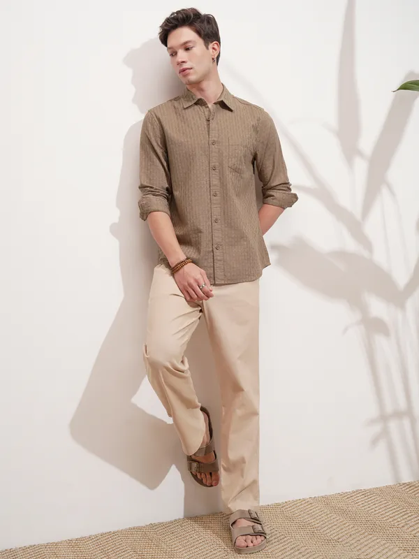 Highlander Men Tan Self Design Slim Fit Casual Shirt