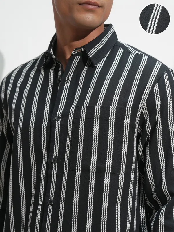 Highlander Men Black Striped Relaxed Fit Casual Shirt