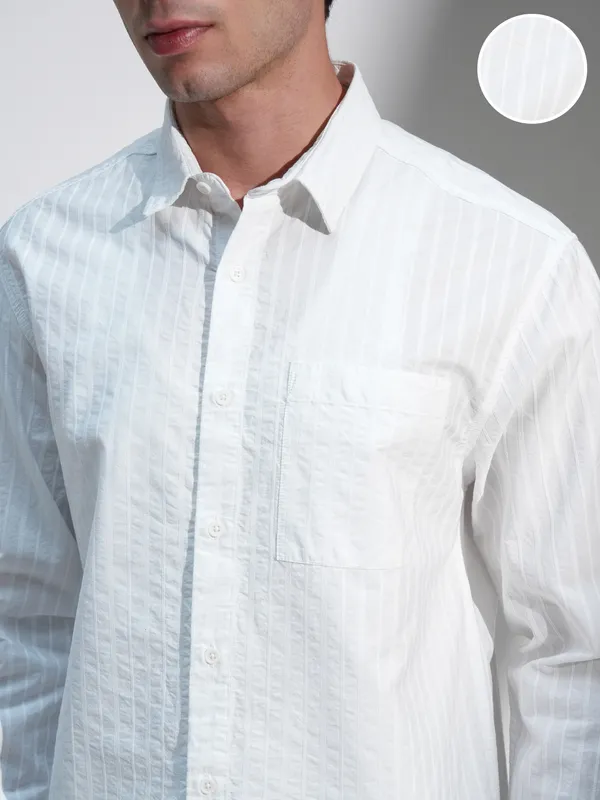 Highlander Men White Striped Relaxed Fit Casual Shirt