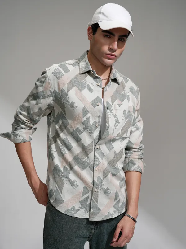 Highlander Men Green Printed Relaxed Fit Casual Shirt
