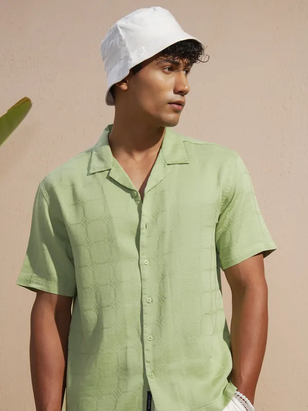 Highlander Men Green Self Design Relaxed Fit Casual Shirt