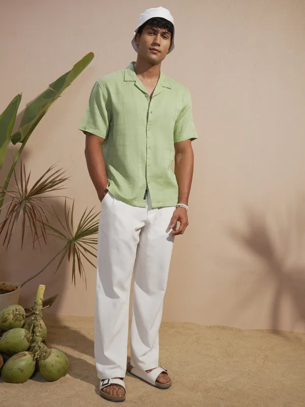 Highlander Men Green Self Design Relaxed Fit Casual Shirt