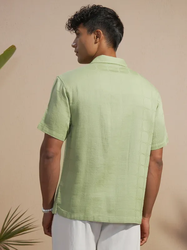 Highlander Men Green Self Design Relaxed Fit Casual Shirt