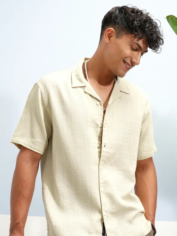 Highlander Men Beige Self Design Relaxed Fit Casual Shirt