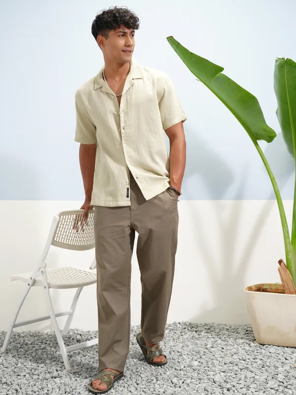 Highlander Men Beige Self Design Relaxed Fit Casual Shirt