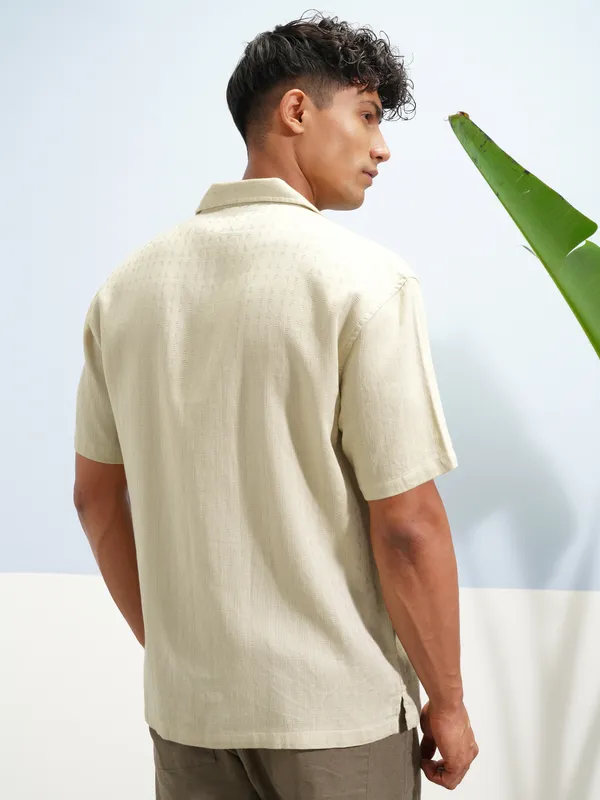 Highlander Men Beige Self Design Relaxed Fit Casual Shirt