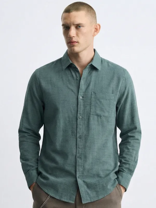 Highlander Men Green Self Design Slim Fit Casual Shirt