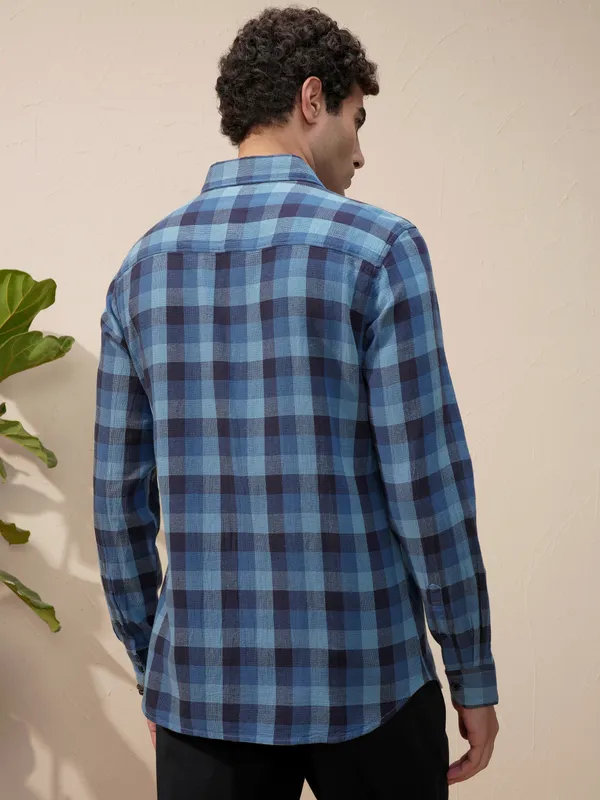 Highlander Men Blue Checked Slim Fit Casual Shirt