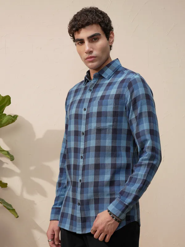 Highlander Men Blue Checked Slim Fit Casual Shirt