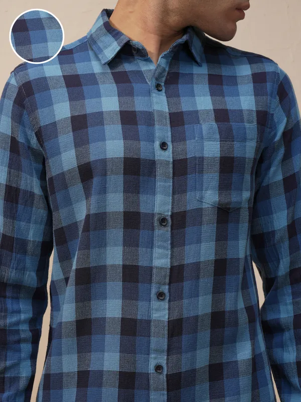 Highlander Men Blue Checked Slim Fit Casual Shirt