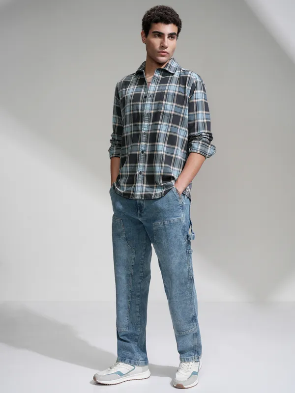 Highlander Men Charcoal Checked Slim Fit Casual Shirt