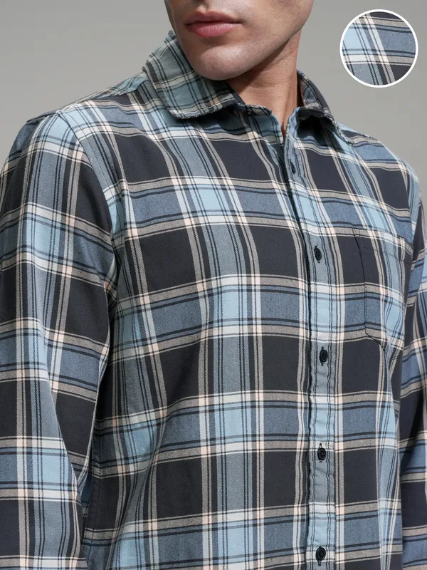 Highlander Men Charcoal Checked Slim Fit Casual Shirt