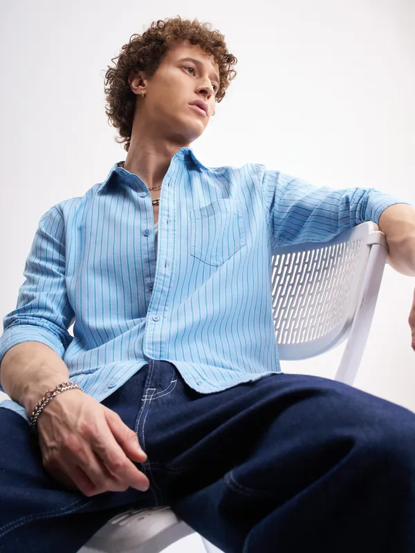 Highlander Men Blue Striped Slim Fit Casual Shirt