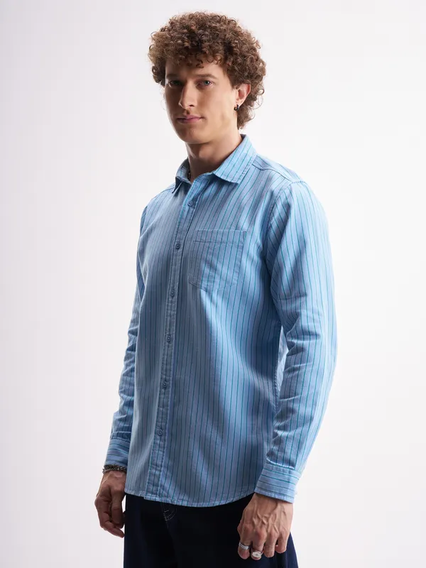 Highlander Men Blue Striped Slim Fit Casual Shirt
