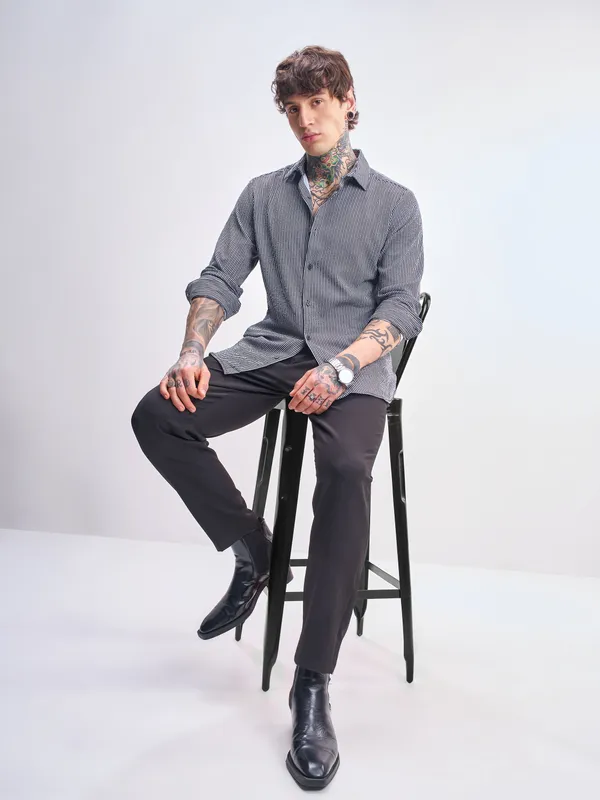 Highlander Men Black Striped Slim Fit Casual Shirt