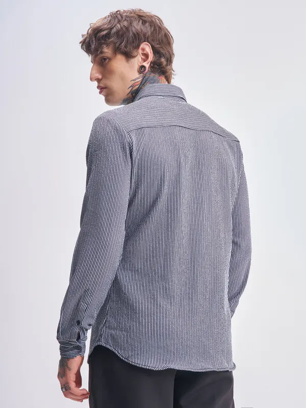 Highlander Men Black Striped Slim Fit Casual Shirt