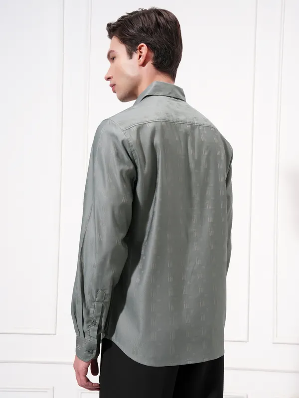 Highlander Men Grey Self Design Slim Fit Casual Shirt