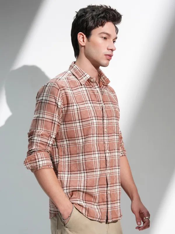 Highlander Men Beige Checked Slim Fit Casual Shirt