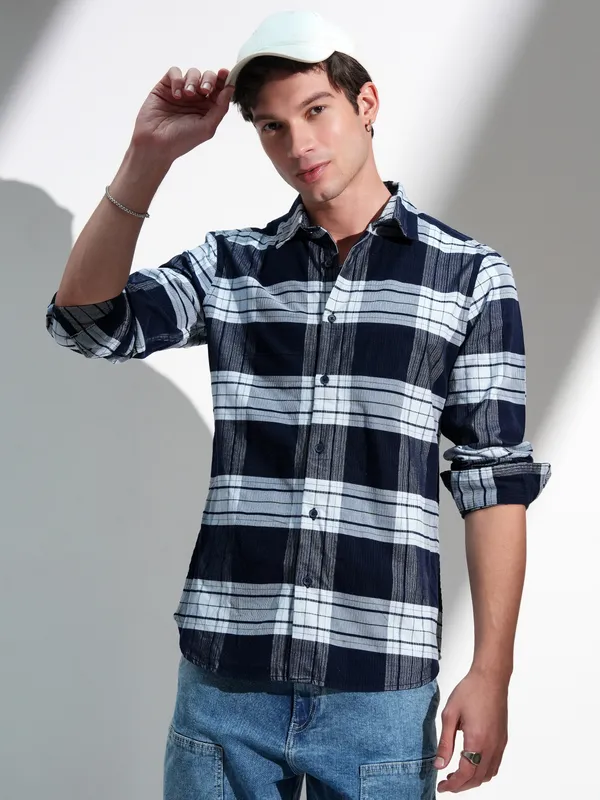 Men Slim Fit Casual Shirt