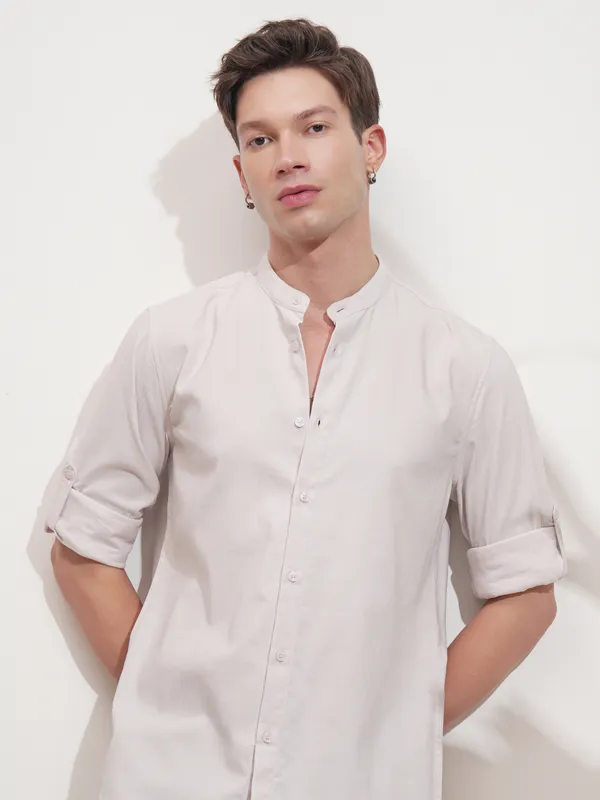 Highlander Men Pink Self Design Slim Fit Casual Shirt