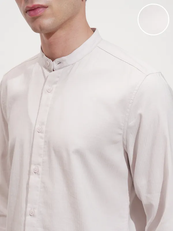 Highlander Men Pink Self Design Slim Fit Casual Shirt