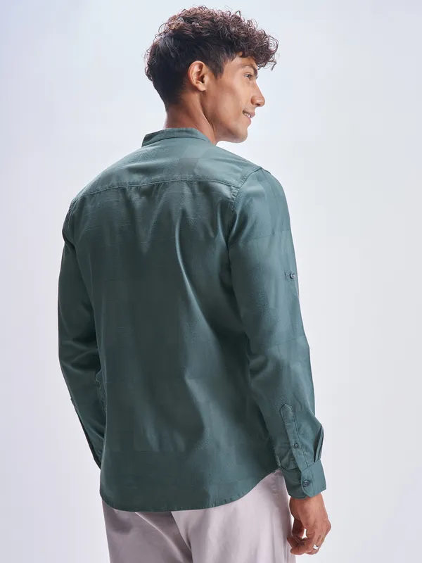 Highlander Men Teal Self Design Slim Fit Casual Shirt