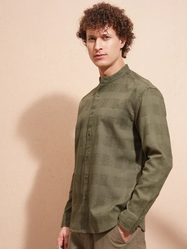 Highlander Men Olive Self Design Relaxed Fit Casual Shirt