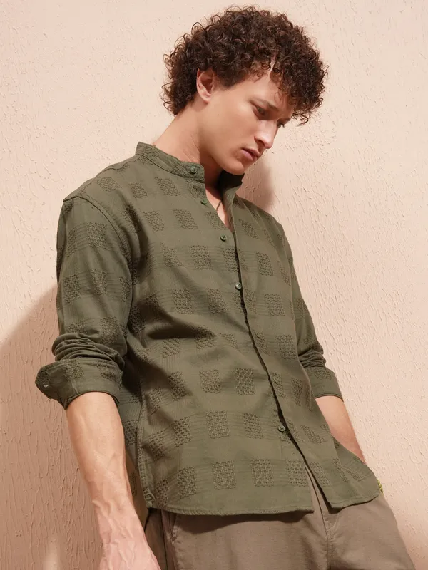 Highlander Men Olive Self Design Relaxed Fit Casual Shirt