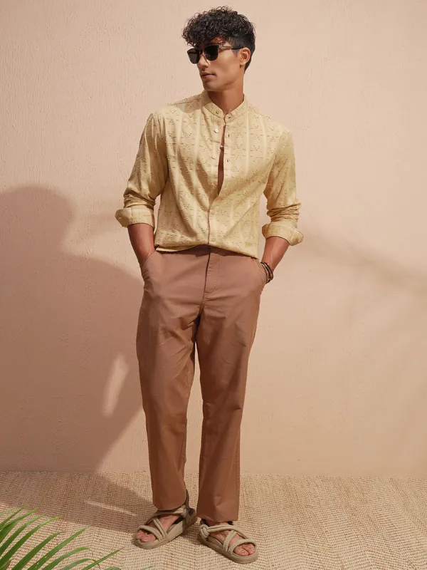 Highlander Men Gold Self Design Relaxed Fit Casual Shirt