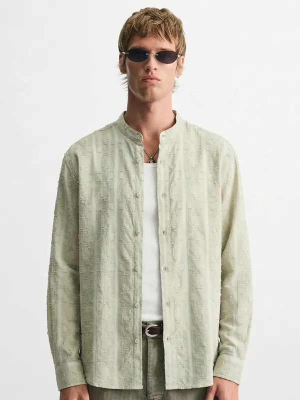 Highlander Men Teal Self Design Relaxed Fit Casual Shirt