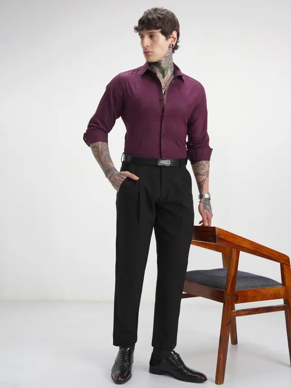 Highlander Men Burgundy Self Design Slim Fit Casual Shirt