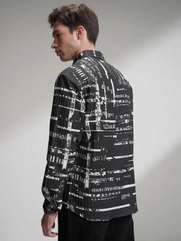 Highlander Men Black Printed Relaxed Fit Casual Shirt