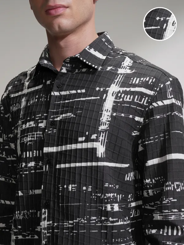 Highlander Men Black Printed Relaxed Fit Casual Shirt