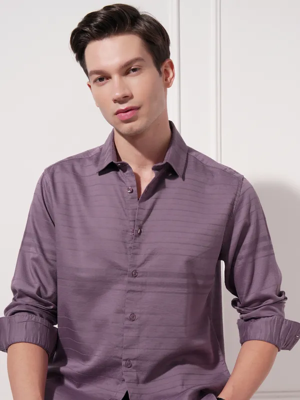 Highlander Men Purple Self Design Slim Fit Casual Shirt