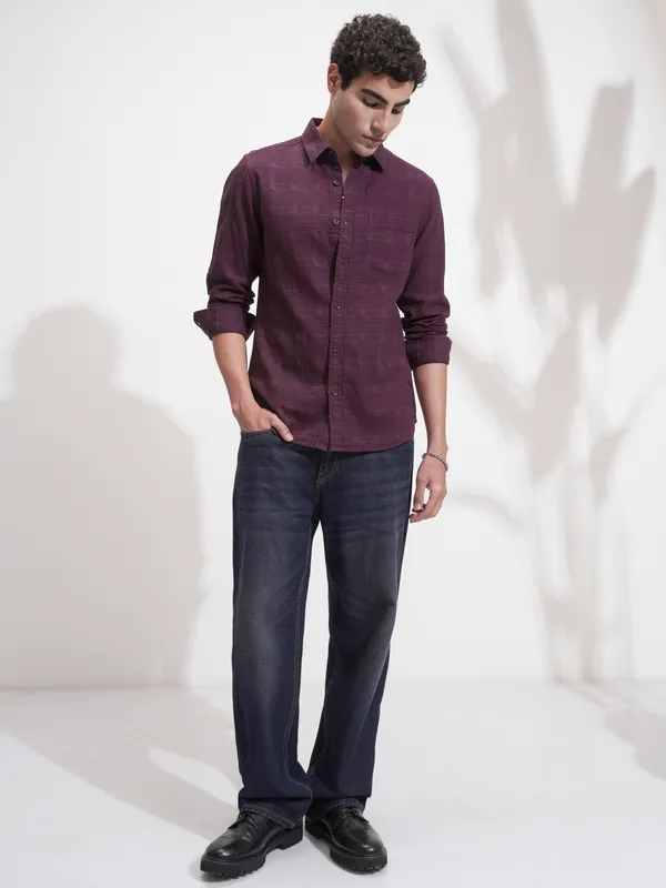 Highlander Men Purple Self Design Slim Fit Casual Shirt