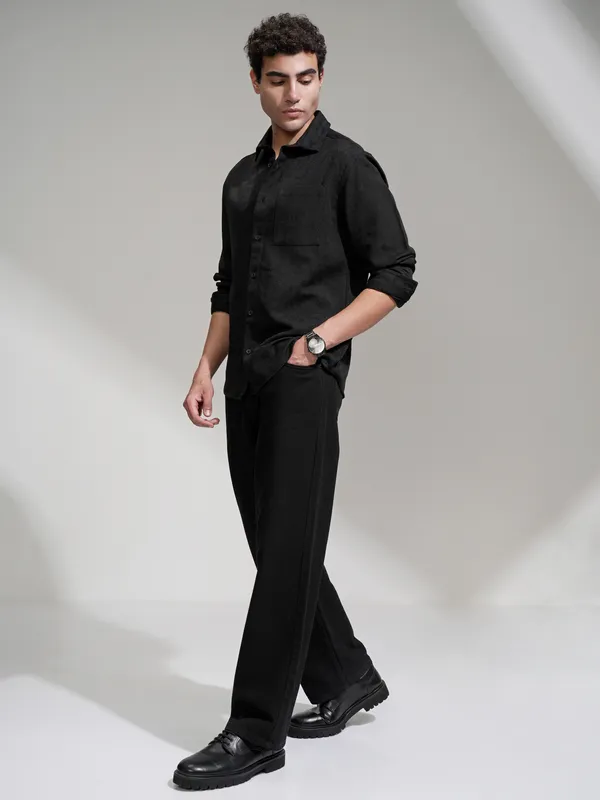 Highlander Men Black Self Design Relaxed Fit Casual Shirt