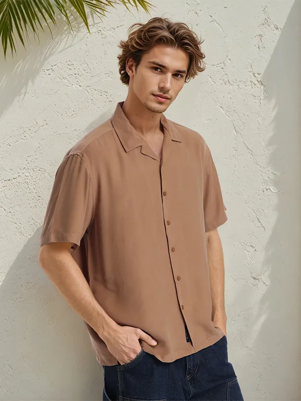 Highlander Men Rust Solid Relaxed Fit Casual Shirt