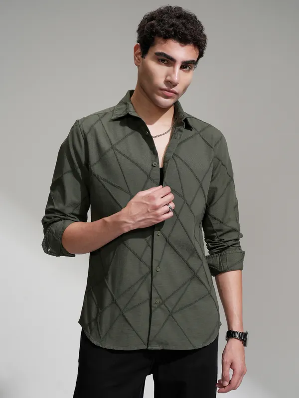 Highlander Men Olive Self Design Slim Fit Casual Shirt