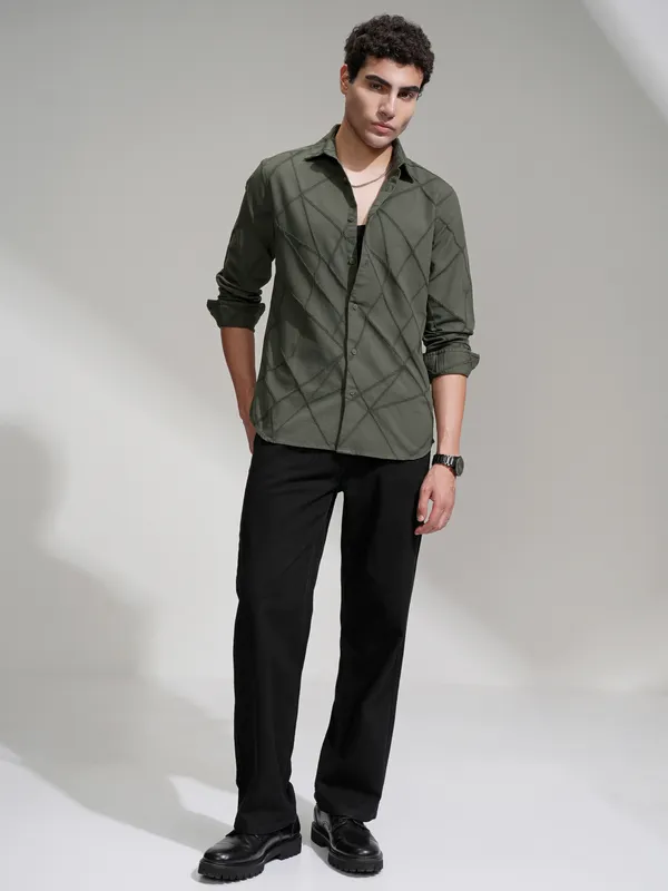 Highlander Men Olive Self Design Slim Fit Casual Shirt