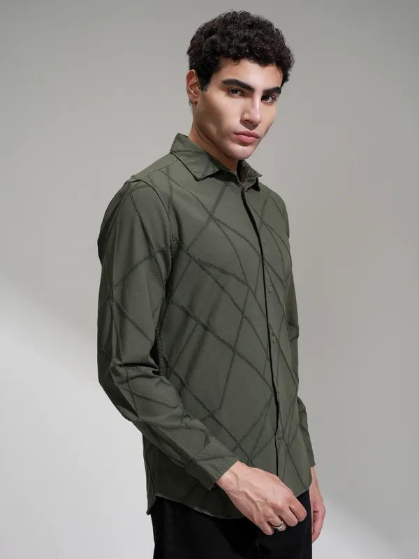 Highlander Men Olive Self Design Slim Fit Casual Shirt