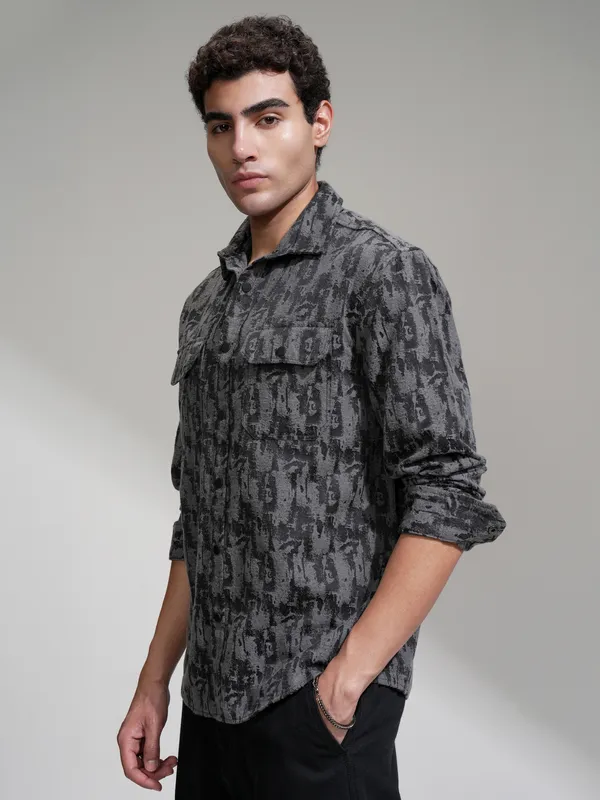 Men Relaxed Fit Casual Shirt