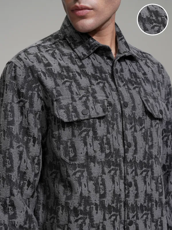 Men Relaxed Fit Casual Shirt